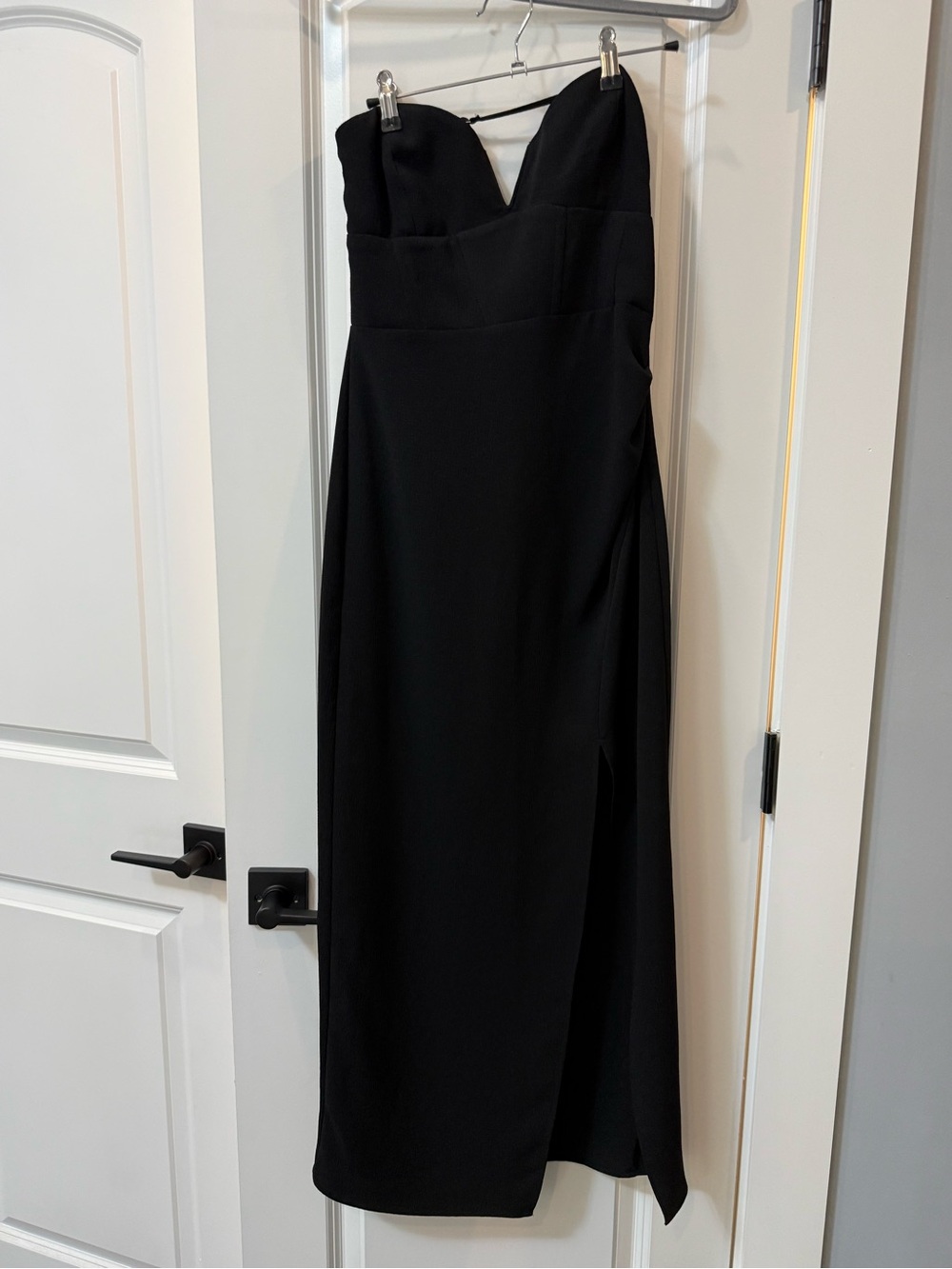 Elegant Black Evening Dress